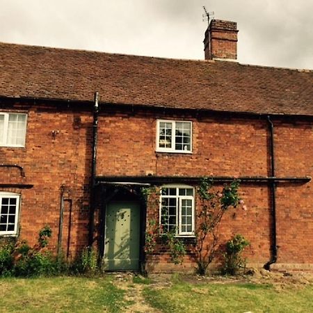 Illshaw Heath Farm Guest Lodge Hockley Heath Esterno foto